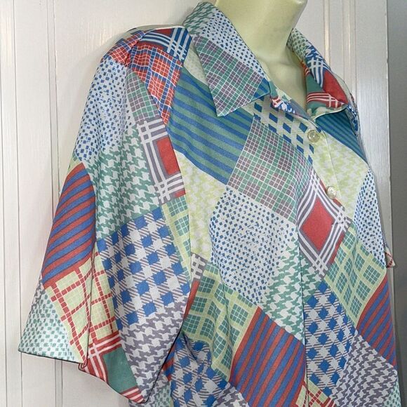 Vtg 80s Vera multi color patchwork print short sleeve knit polyester blouse - Picture 5 of 8